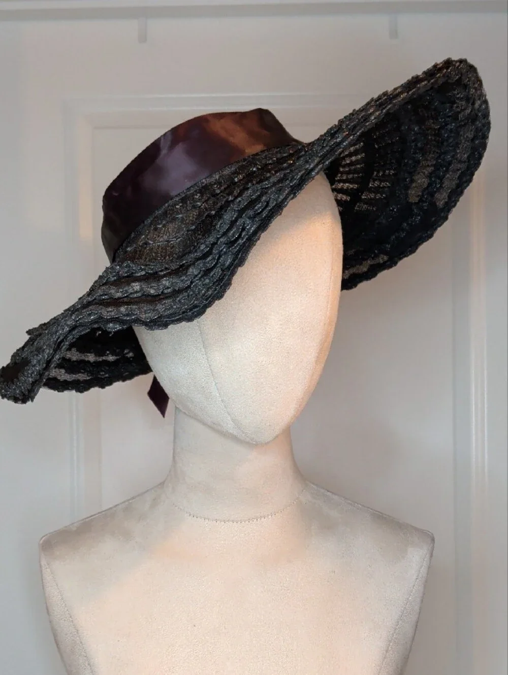 Vintage 50s Evelyn Varon Wide Brim Black Straw Hat Open Crown Satin Bow